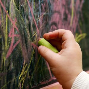 как правильно держать ручку
